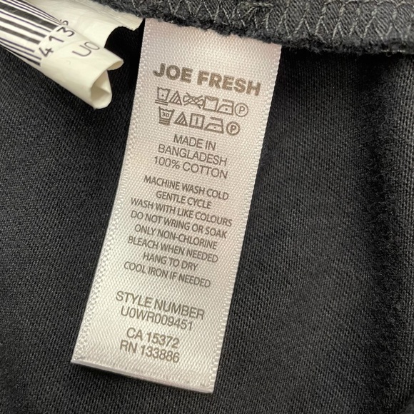 JOE FRESH, 100% cotton, Eyelet, Black, Cap Sleeve Top, Size Medium - Picture 5 of 5